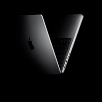 16-inch MacBook Pro: Apple M5 Pro chip with 18-core CPU and 20-core GPU, 48GB, 1TB SSD - Space Black,Model - Image 5