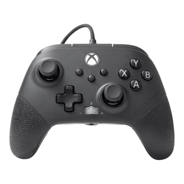 Fusion Pro 4 Wired Controller for Xbox Series X|S - 1